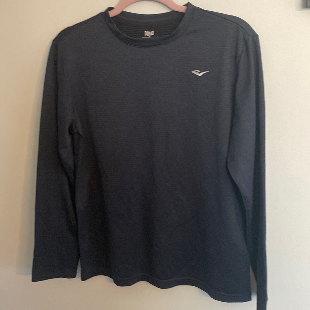 ⭐️2/$10 - long sleeve